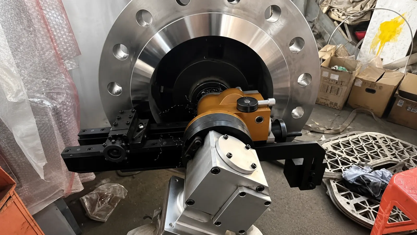 Flange Surface Finish — Stock, Smooth and Spiral Serrated Explained