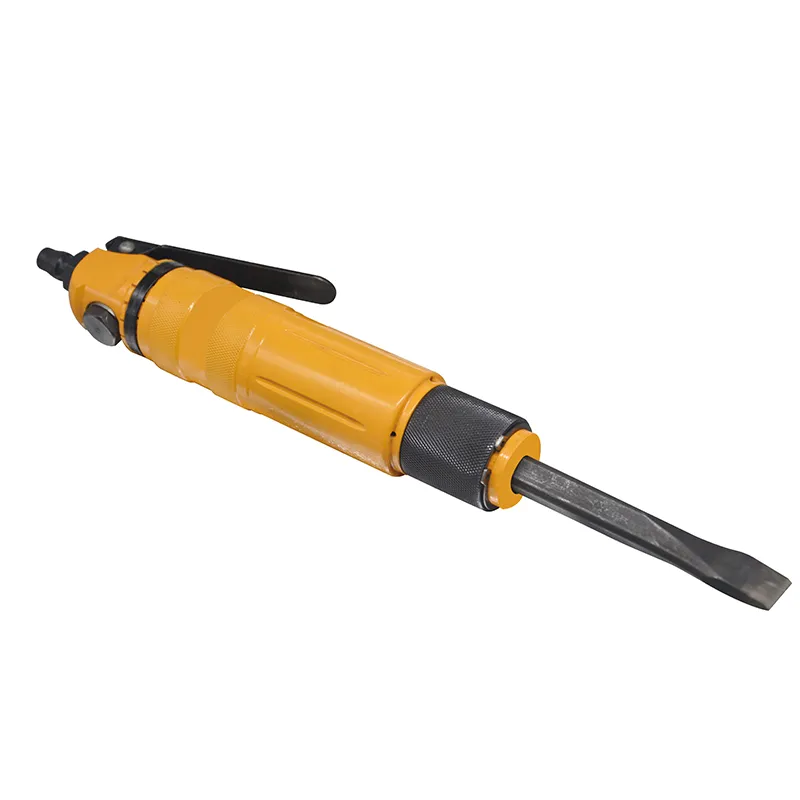 CZ chipping hammer removing weld slag