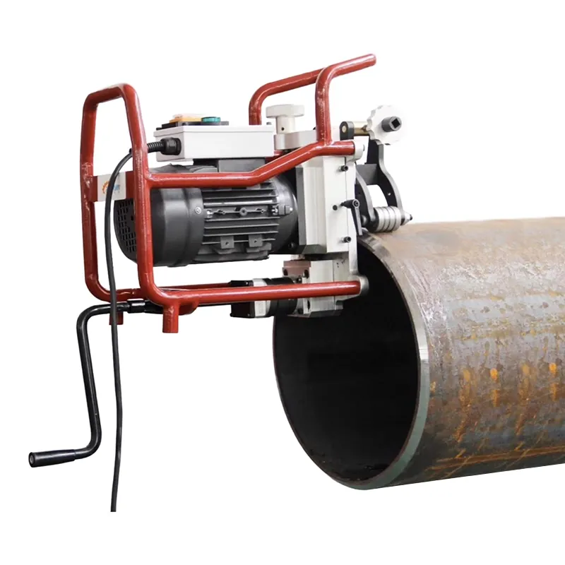 SKF-150L beveling large-diameter pipeline on site