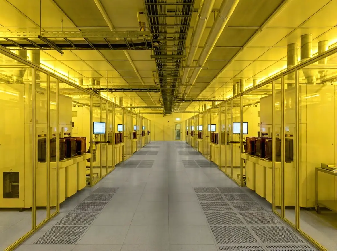 Semiconductor UHP Gas & Chemical Delivery on-site machining